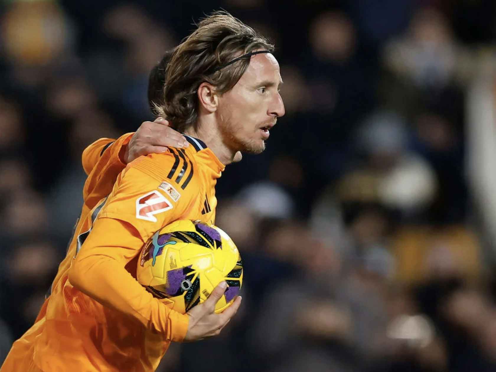 欧冠不敌圣吉罗斯，加拉塔萨雷连续33场主场不败被终结