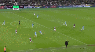 劳塔罗全场数据：吃到1张黄牌，3射1正，1次越位